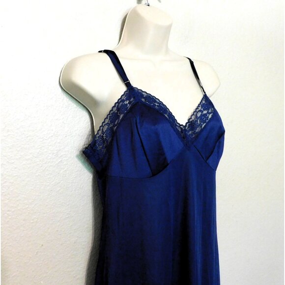 Vintage Vanity Fair Full Slip Dress Womens 34 Blue Lace 29 In. Adj Straps Nylon - Picture 3 of 8
